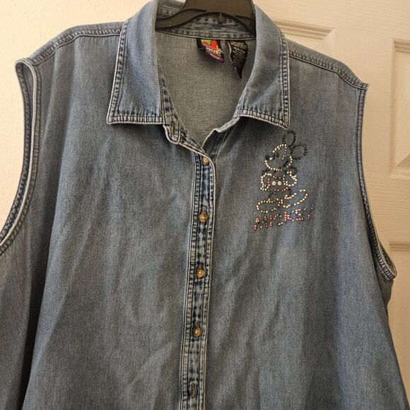 Disney Unlimited Theme Park cotton blue button-up Novelty Mickey Mouse top 26 - Picture 2 of 11